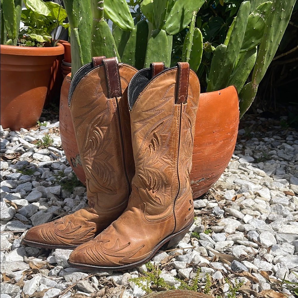 Vtg Womans Western Cowboy Boots with Decorative Stitching